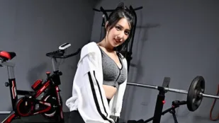 我的美少女健身教练 梁佳芯