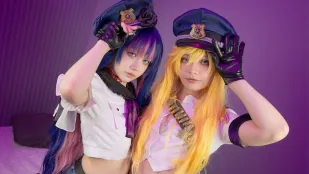 吊带袜天使今天和Aroma一起Cosplay喔