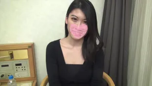 [无码版/破解]FC2PPV-1050737 温室里长大的千金小姐19岁女大学生在镜头前发情淫乱实拍性爱