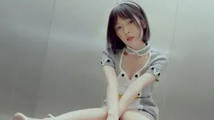 JSBY-0086「客人，请上我」清纯日系百货电梯小姐——工作态度懒散被经理指导一番