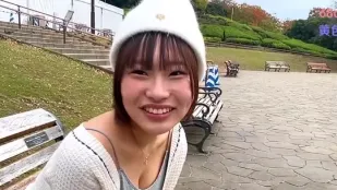 FC2PPV-4925304 处女短发爆乳女大生遭巨根猛插