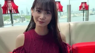 FC2PPV-4922818 十八岁偶像级爆乳美少女首射