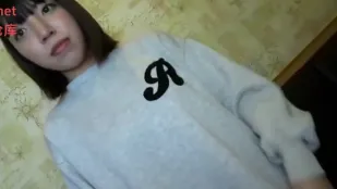 FC2PPV-3257108 羞涩女大学生首尝放荡激战彻底沦