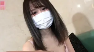 FC2PPV-4967991 超萌瘦高中生首拍偷情惨射