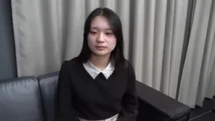 FC2PPV-4143080 高个子美腿苗条有透明感的日式小雪
