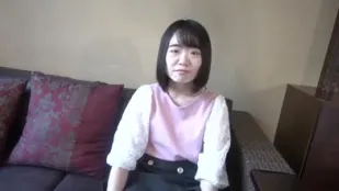 FC2PPV-3983525 稀有的浓密阴毛