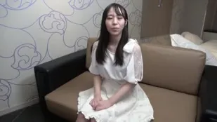 FC2PPV-3101820 身材白皙纤细的女孩