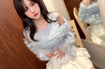 极品小樱花美乳乱颤粉嫩穴被爽快插入高潮