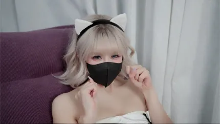 穿夹趾袜的女主播 西野加奈